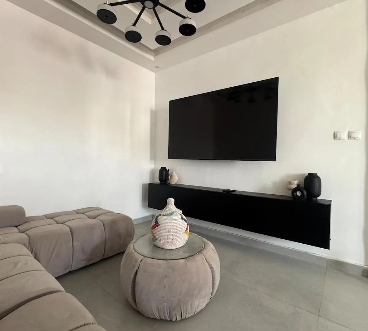 Cozy Apartment In Dakar 0*,